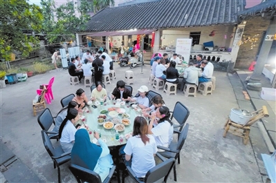 1761730360887100.jpg 740fa01276cbc6dc89e93a61d49a95d7_syrb1028008_006_01_b.jpg